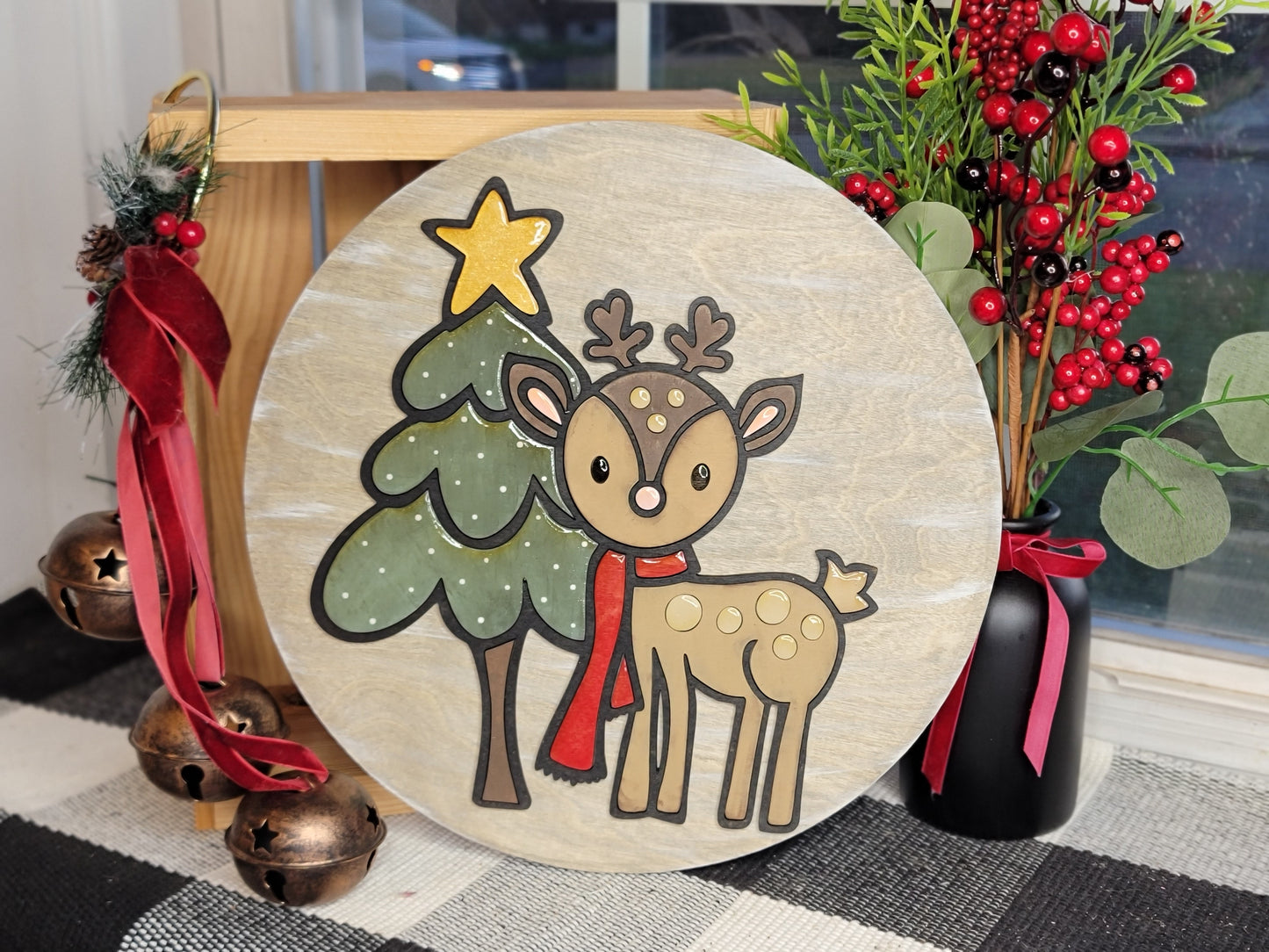 Tree and Reindeer 12in round