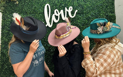 10/10 Friday 4:00pm - Hat Bar Experience