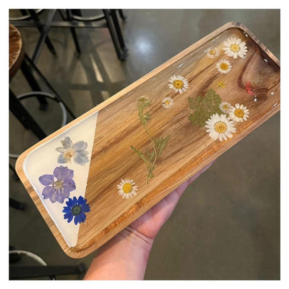 09/27 Saturday 11:00am - Pressed Flowers Resin Board